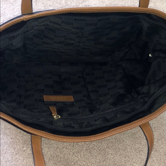 MICHAEL Michael Kors Nylon Tote - Picture 8 of 11